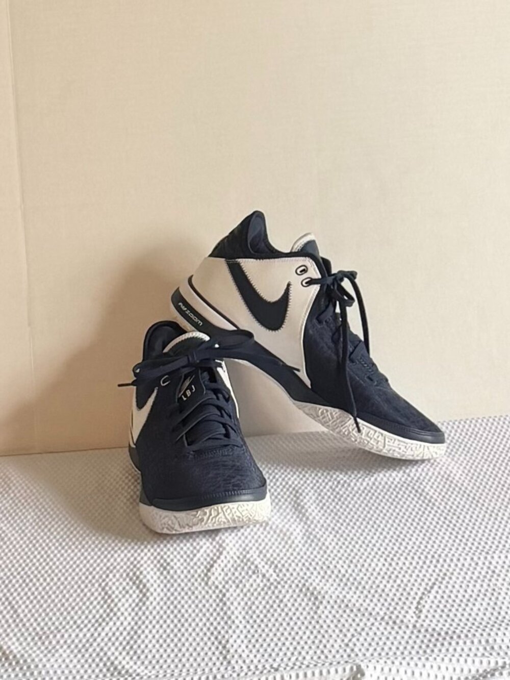 Nike Mens’ ‘Zoom LeBron NXXT Gen TB’ Basketball Sneakers